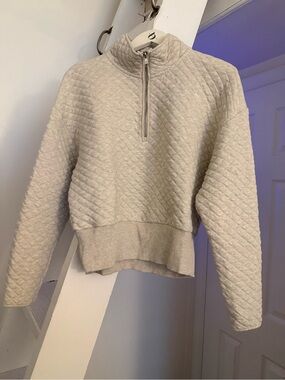 Banana Republic Cream Quilted Half-Zip Turtleneck Sweater